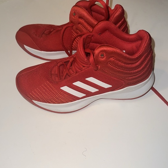 Adidas Basketball - Picture 2 of 3
